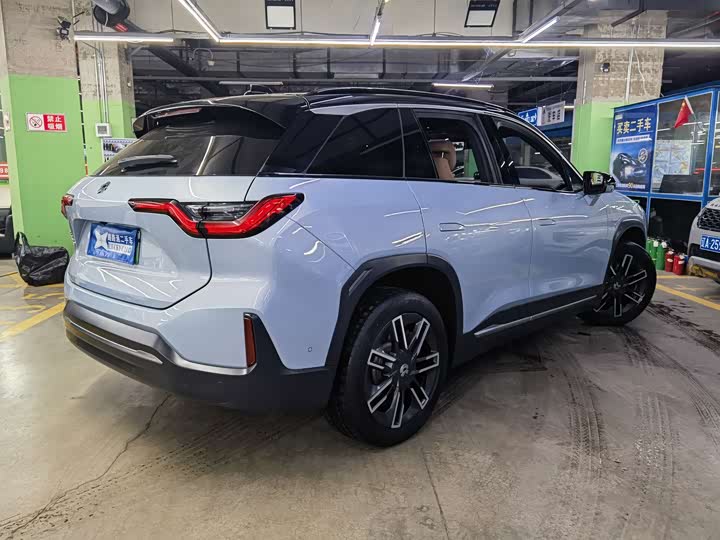 Фото 4 - Nio ES6