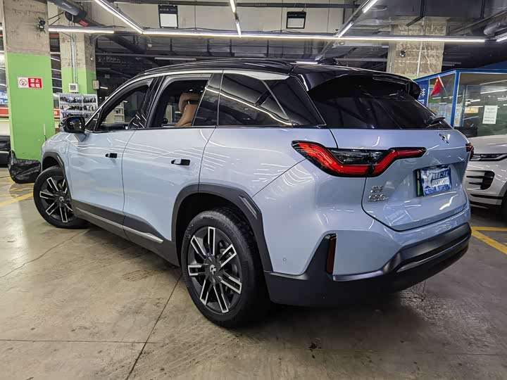 Фото 6 - Nio ES6