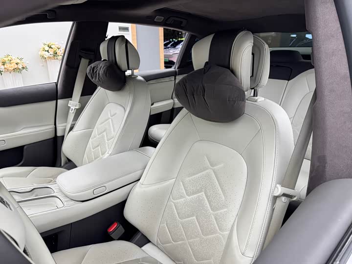 Фото 19 - Nio ET7