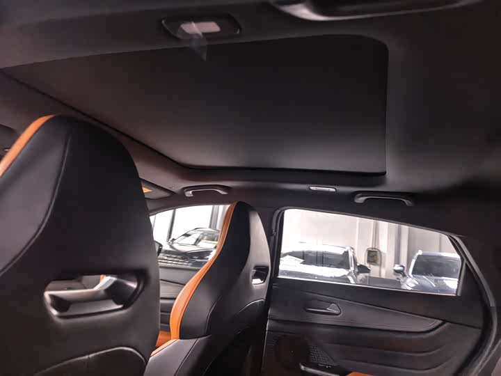 Фото 14 - Changan UNI-V