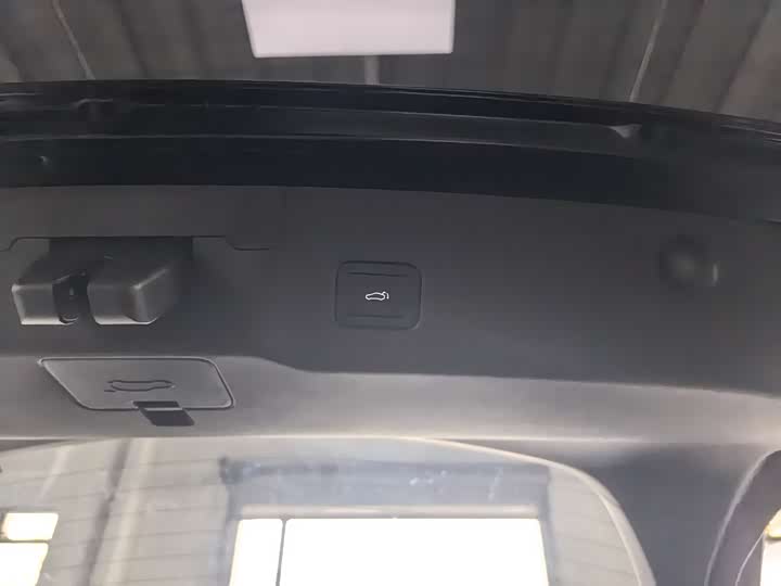 Фото 17 - Changan UNI-V