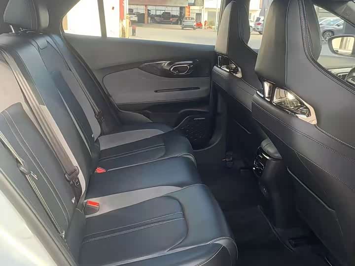 Фото 13 - GAC Trumpchi Empow R