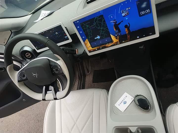 Фото 14 - BAIC Arcfox Kaola