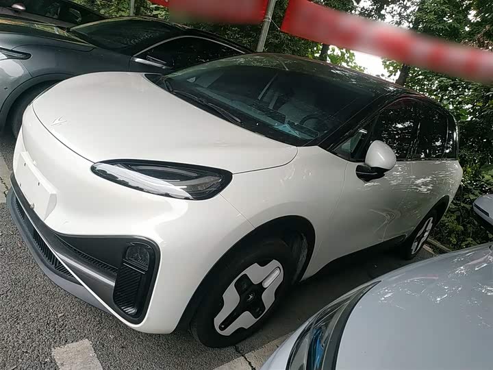 Фото 5 - BAIC Arcfox Kaola