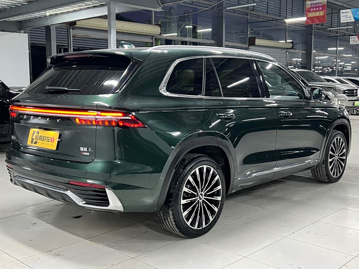 Фото 25 - Geely Monjaro