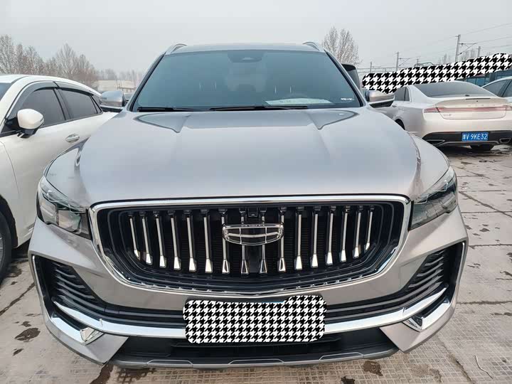 Фото 2 - Geely Monjaro