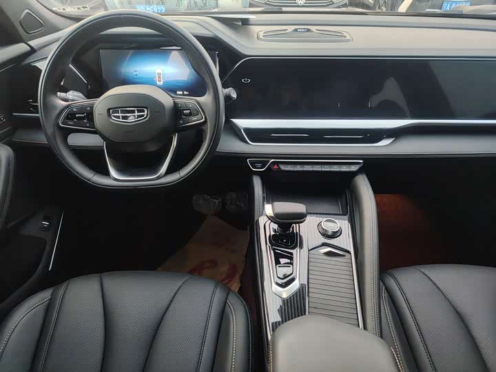 Фото 5 - Geely Monjaro