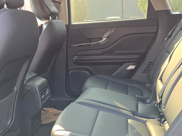 Фото 7 - Lincoln Corsair