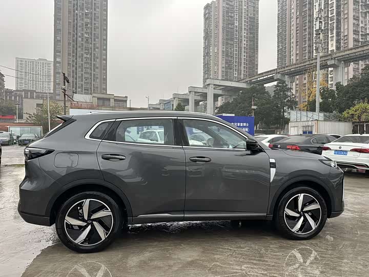 Фото 7 - Changan Qiyuan (Nevo) Q05