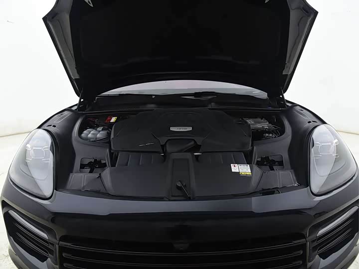 Фото 7 - Porsche Cayenne