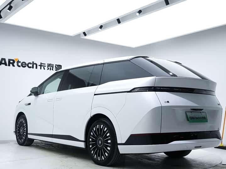 Фото 12 - XPeng X9