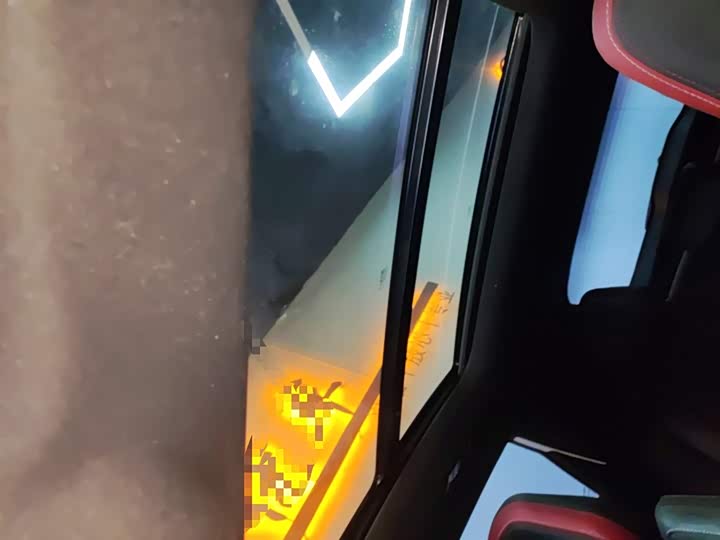 Фото 18 - Geely Coolray