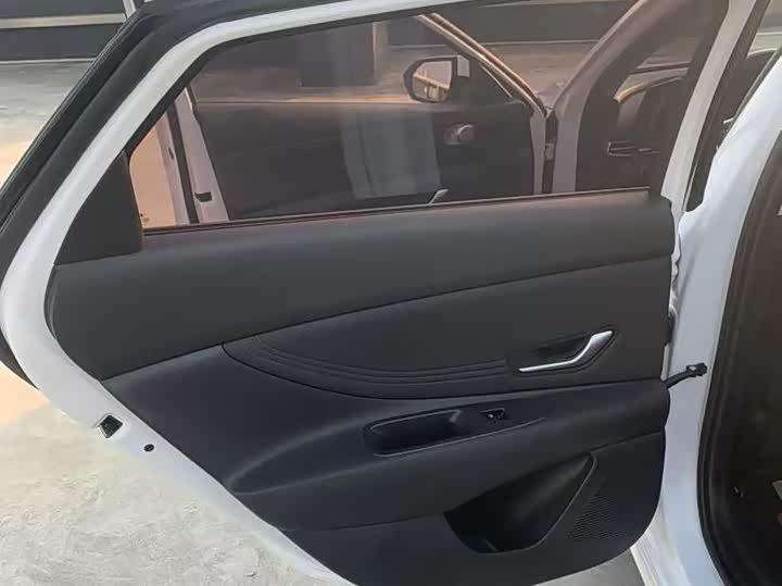 Фото 11 - Hyundai Elantra N line