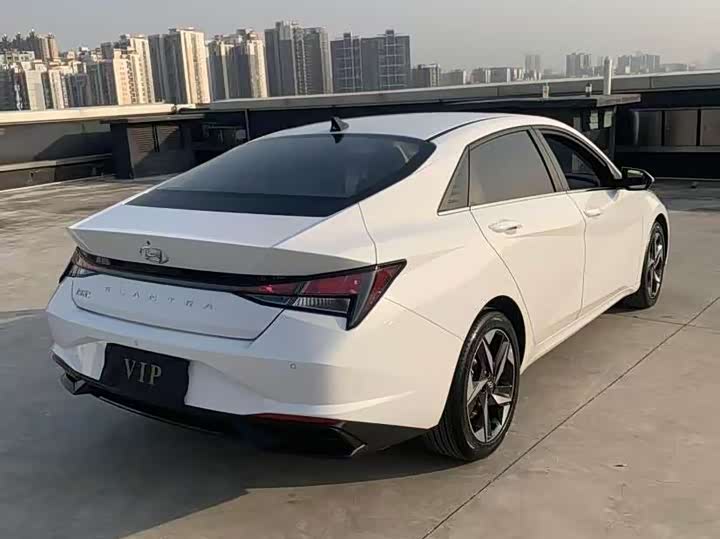 Фото 17 - Hyundai Elantra N line