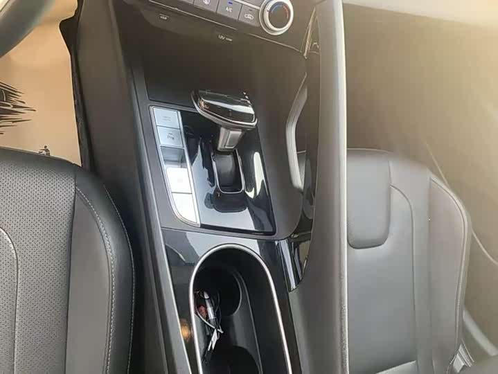 Фото 9 - Hyundai Elantra N line