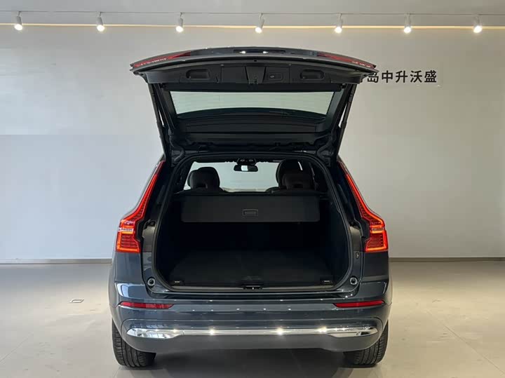 Фото 6 - Volvo XC60