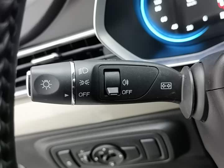 Фото 21 - Jetour X70