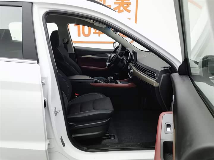 Фото 23 - Jetour X70