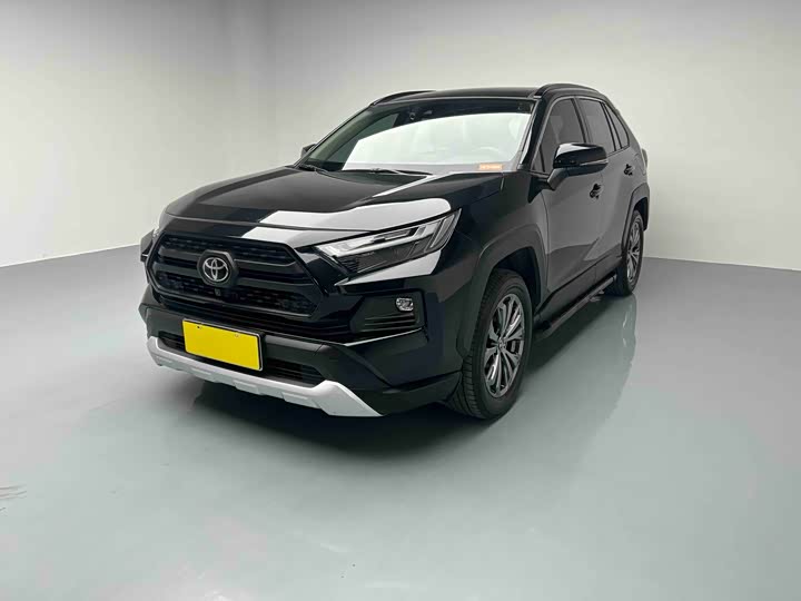 Фото 1 - Toyota RAV4