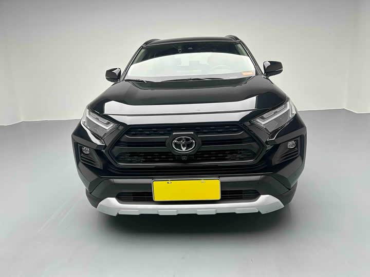 Фото 2 - Toyota RAV4