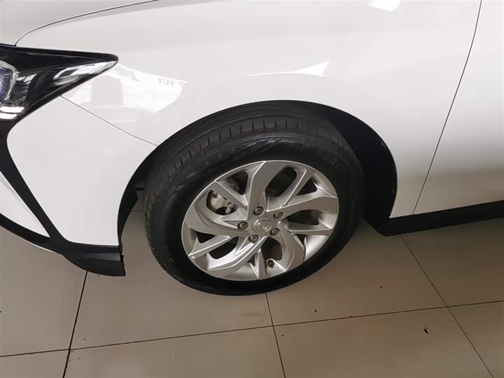 Фото 23 - Buick Velite 6