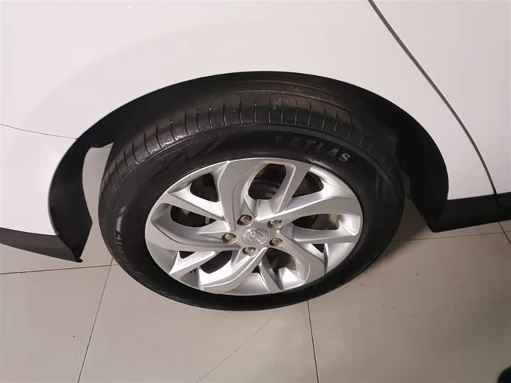 Фото 26 - Buick Velite 6