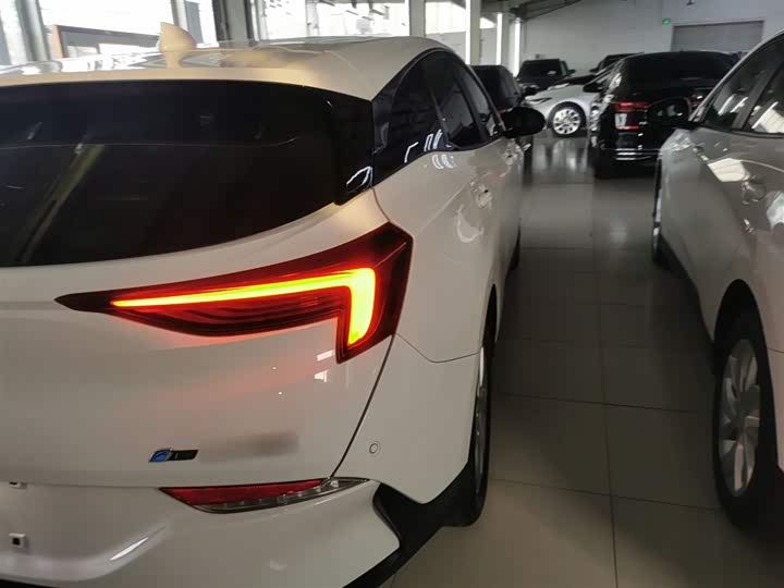 Фото 8 - Buick Velite 6