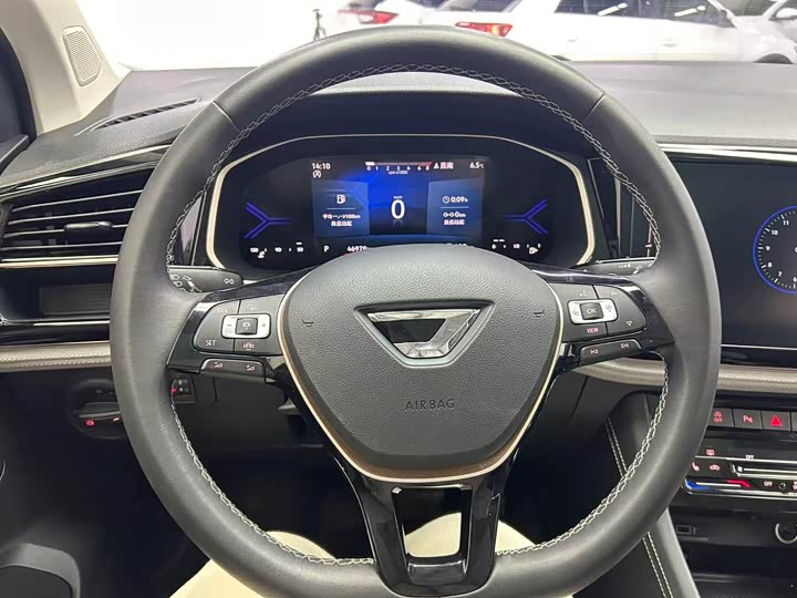 Фото 13 - Jetta VS7