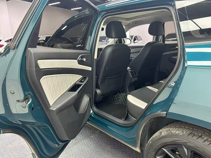 Фото 18 - Jetta VS7