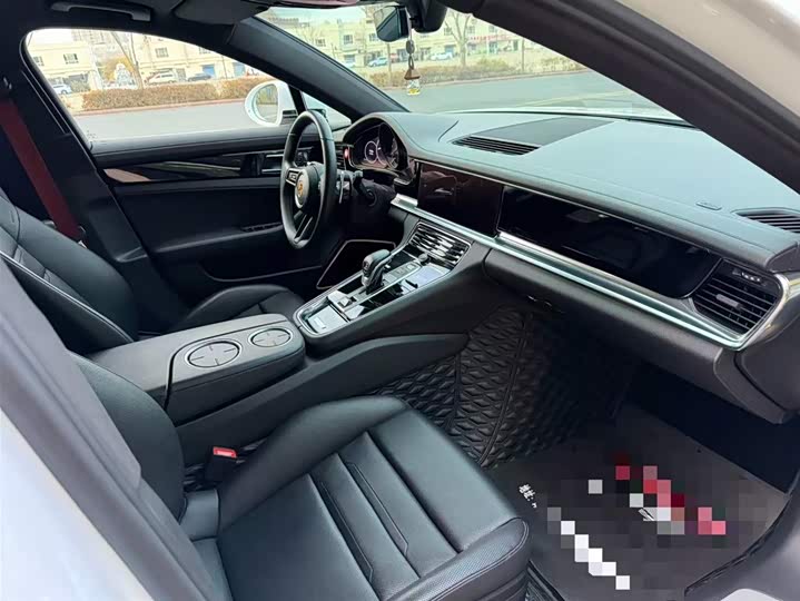 Фото 4 - Porsche Panamera