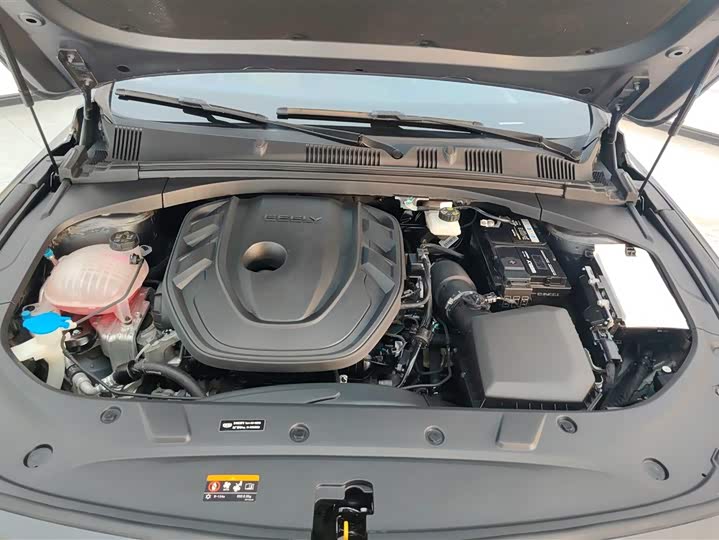 Фото 10 - Geely Preface