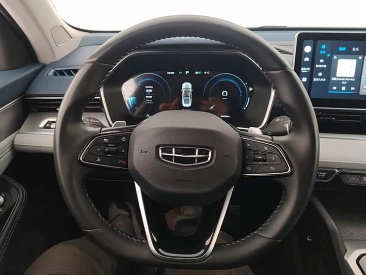 Фото 15 - Geely Preface