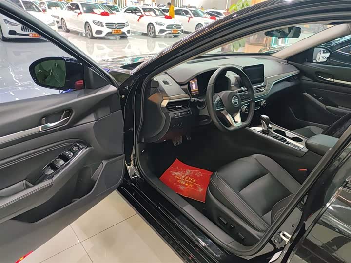 Фото 16 - Nissan Teana