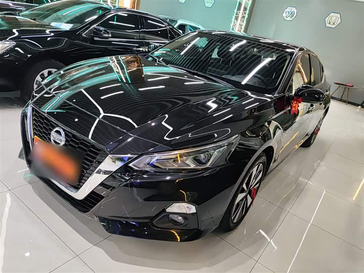 Фото 2 - Nissan Teana