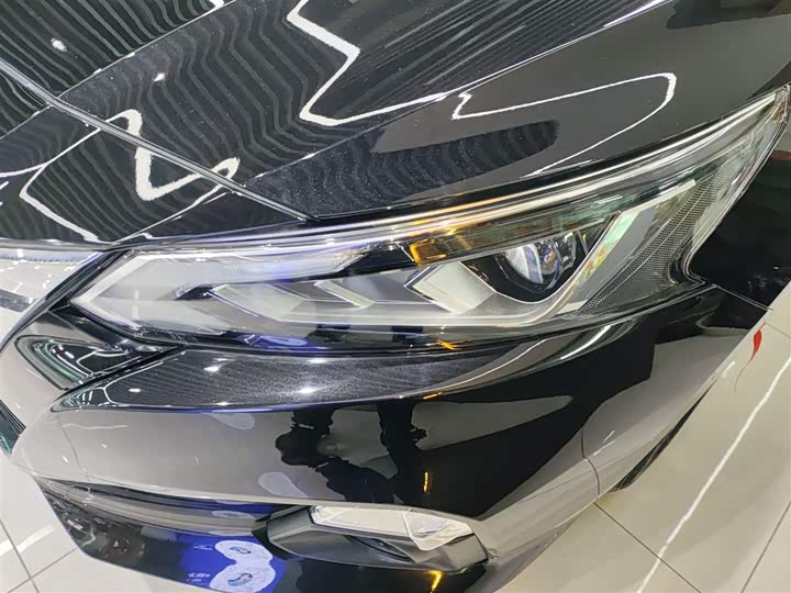 Фото 24 - Nissan Teana