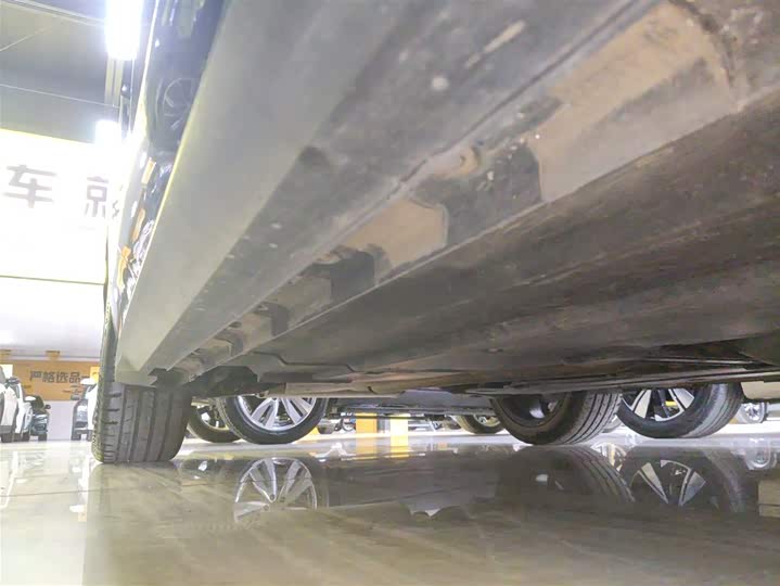 Фото 21 - Changan UNI-V