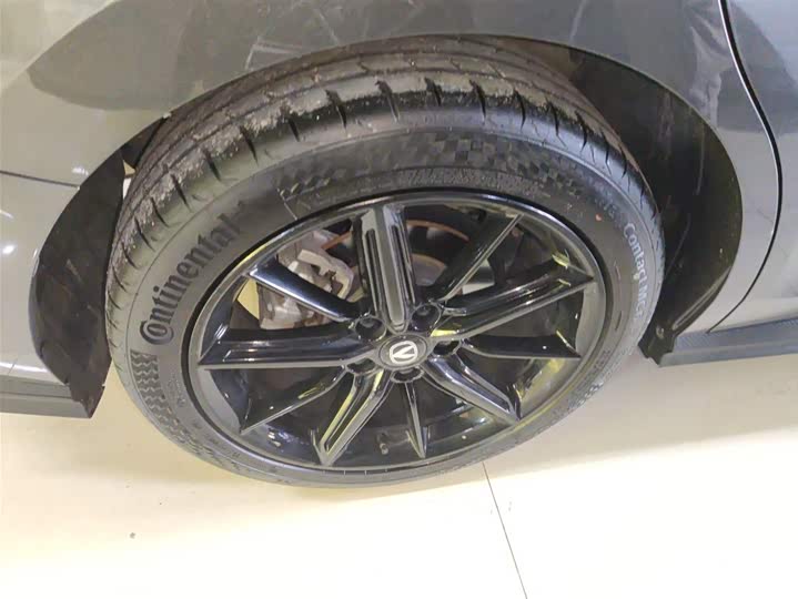 Фото 26 - Changan UNI-V