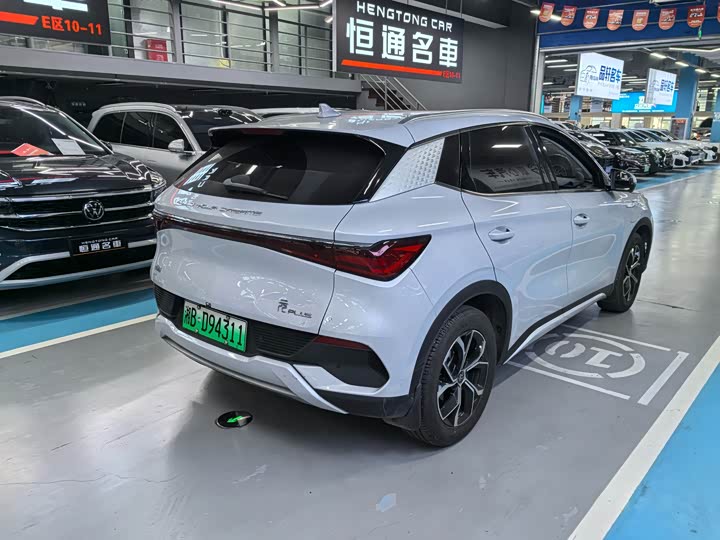 Фото 3 - BYD Yuan Plus