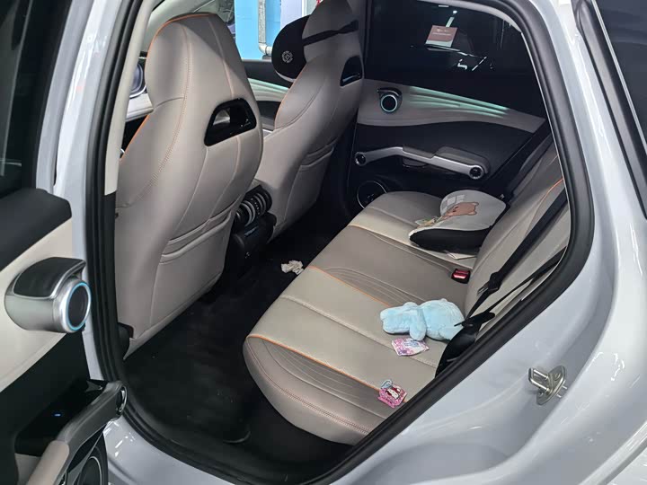 Фото 6 - BYD Yuan Plus