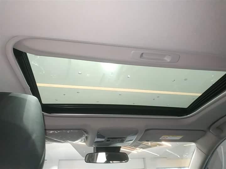 Фото 18 - Toyota Wildlander