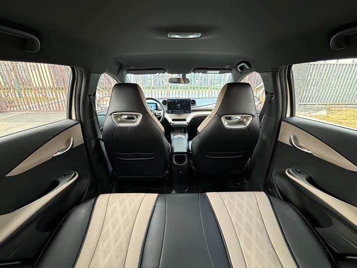 Фото 11 - BYD Dolphin