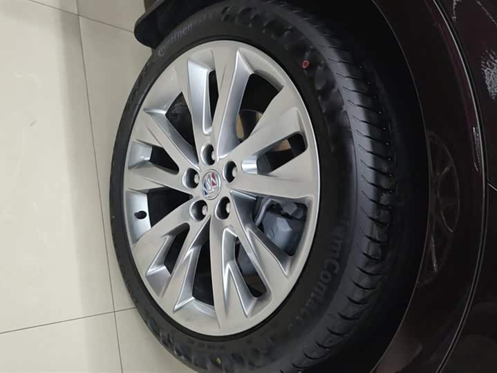 Фото 6 - Buick Envision Plus