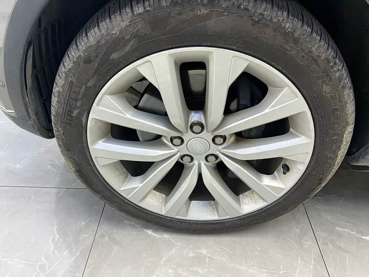 Фото 22 - Land Rover Discovery