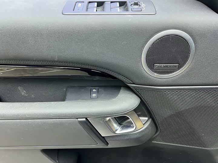 Фото 7 - Land Rover Discovery