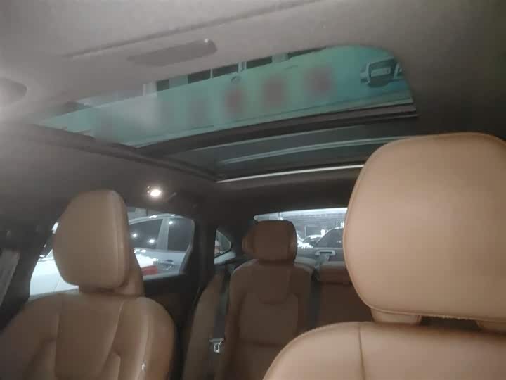 Фото 18 - Volvo S90