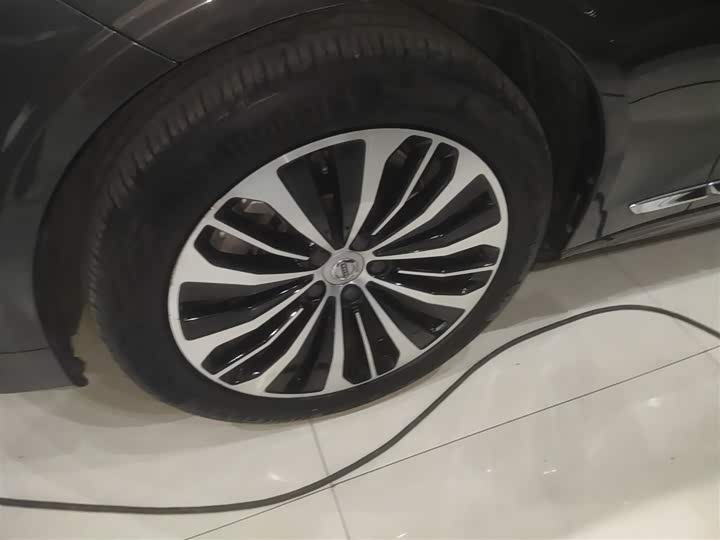 Фото 23 - Volvo S90