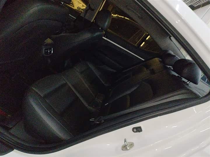 Фото 17 - Hyundai Elantra