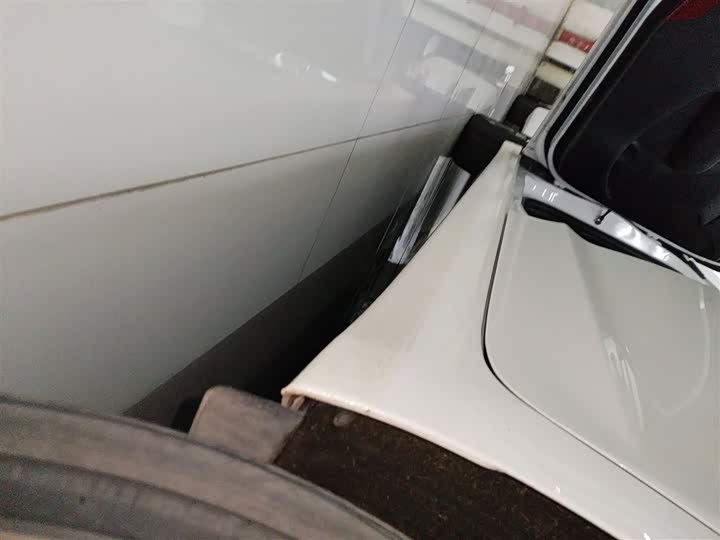 Фото 22 - Hyundai Elantra