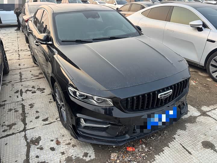 Фото 3 - Geely Preface