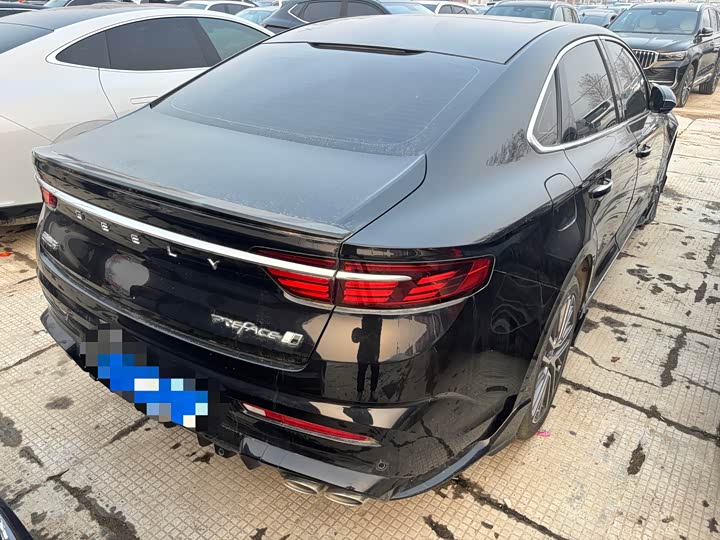 Фото 7 - Geely Preface